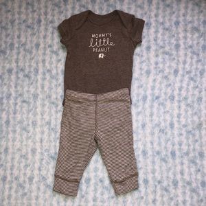 Carter’s Mommy’s little peanut set for baby boy (3months)